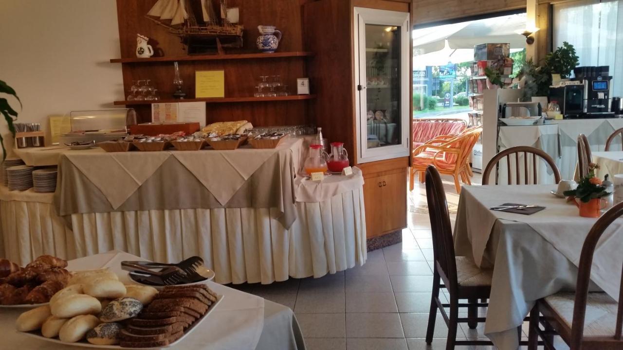 Albergo Al Cacciatore Desenzano del Garda Extérieur photo
