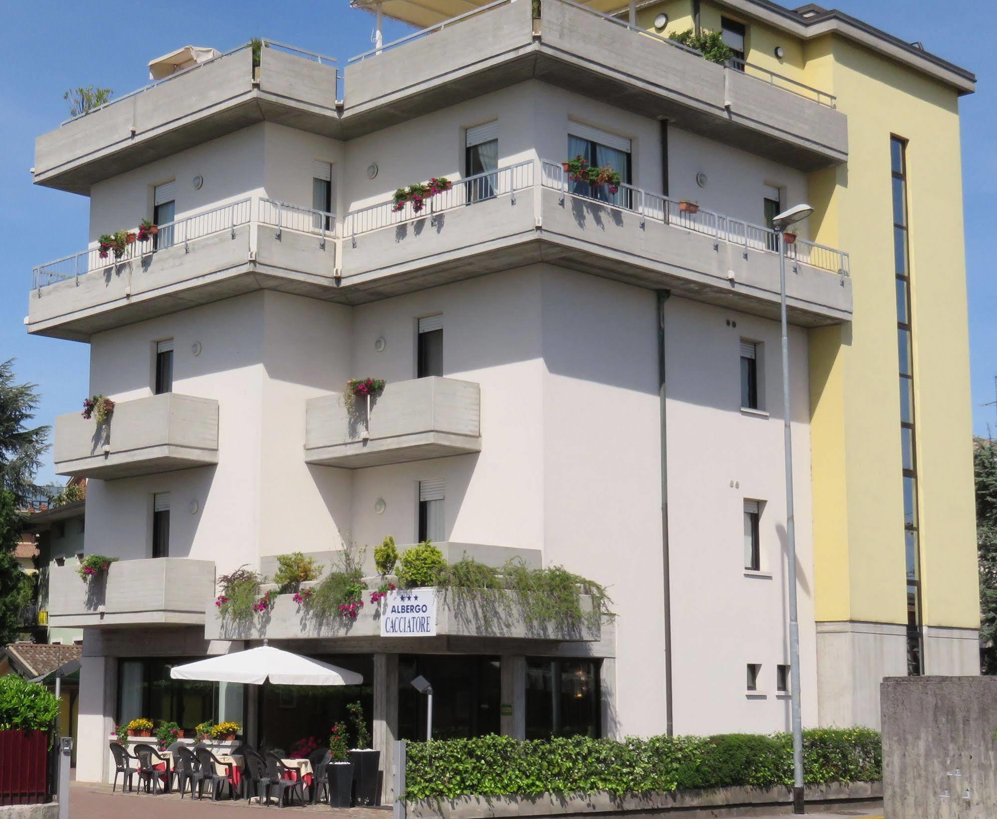 Albergo Al Cacciatore Desenzano del Garda Extérieur photo